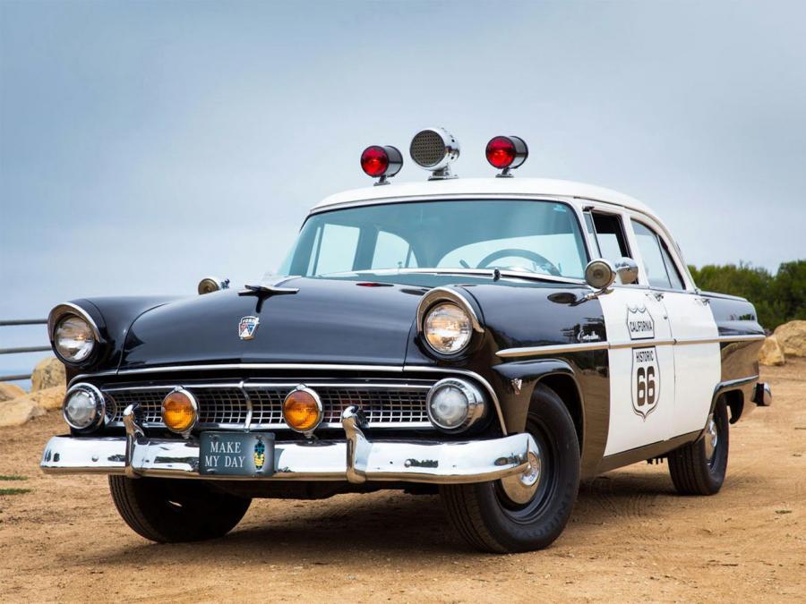  Ford Customline 4-Door Sedan Police 1955 года  (фото 1 из 5)